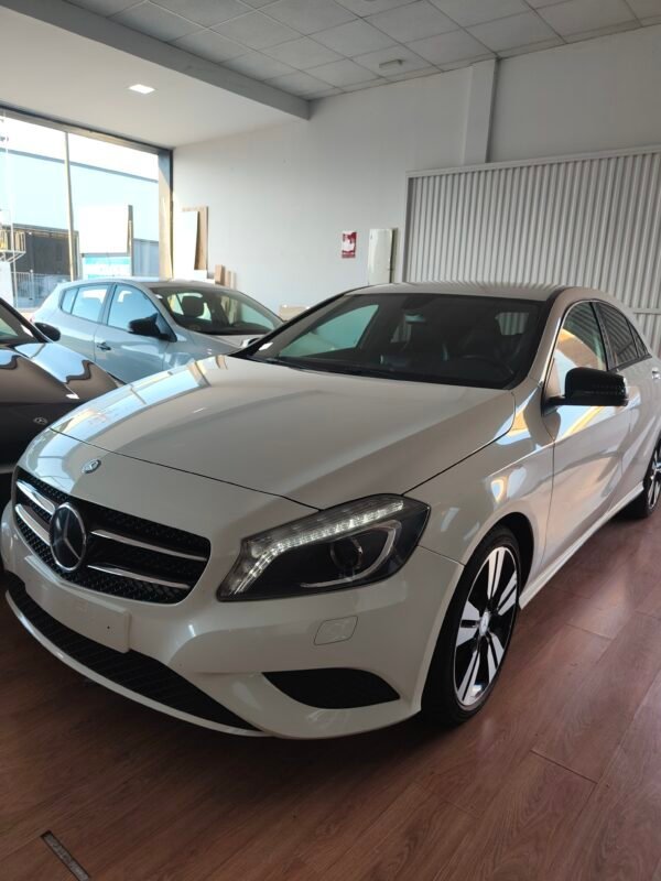 MERCEDES-BENZ CLASE A 200 cdi Urban