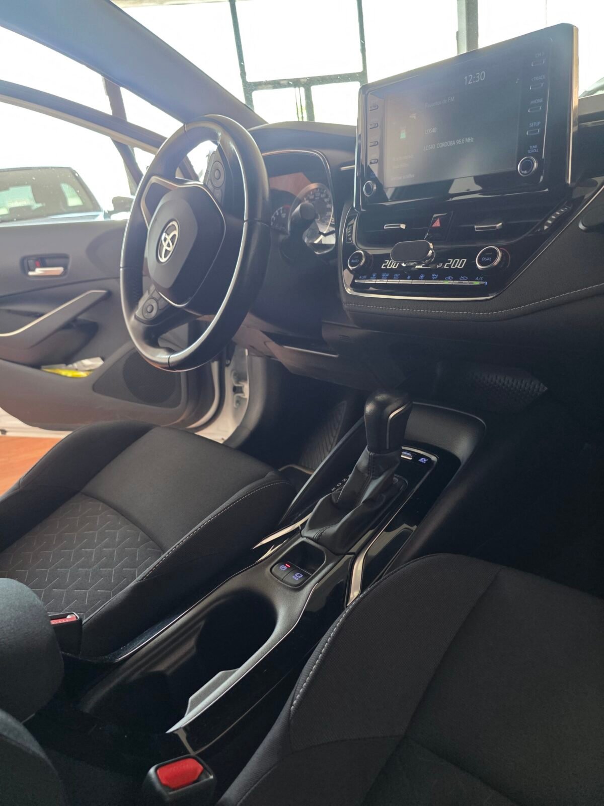 TOYOTA COROLLA 1.8 hibrido 