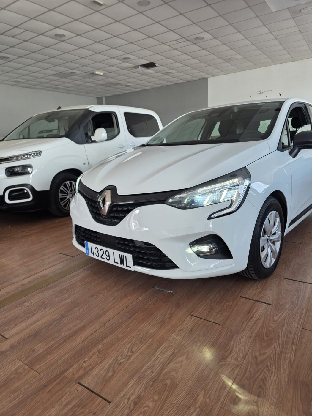 RENAULT Clio 100 cv android