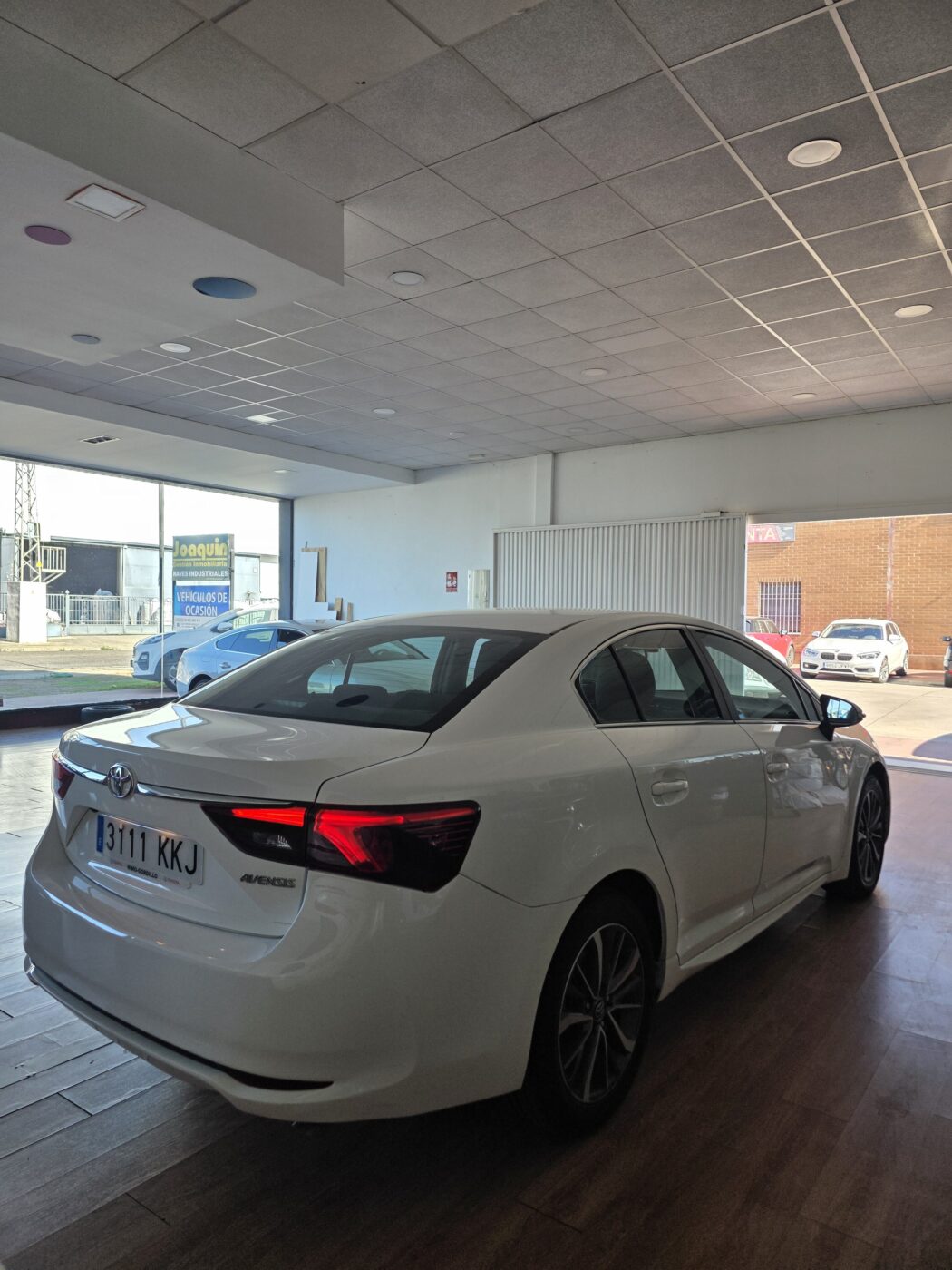 TOYOTA Avensis Advabce